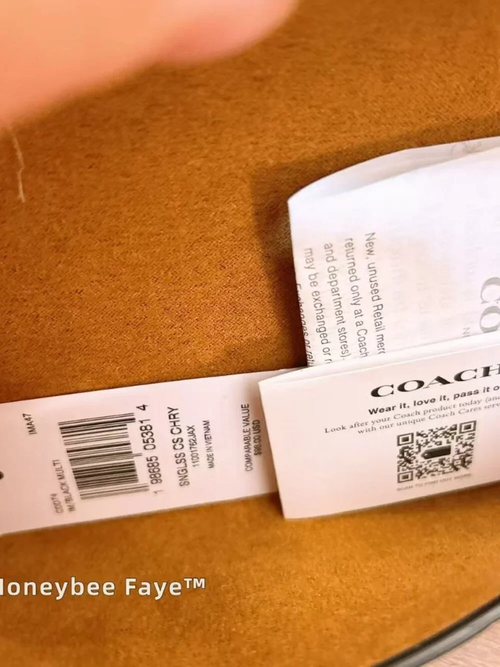 Coach nwt sunglass